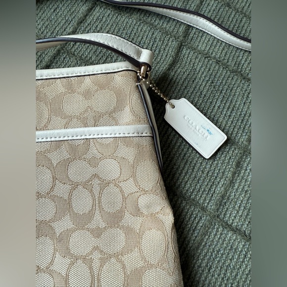 Coach Beige Signature Crossbody with White Trim and Gold Hardware - Picture 6 of 13